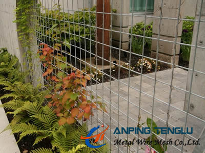 การสนับสนุนโรงงาน Astm Ss Weld Mesh ความต้านทานการกัดกร่อนที่เสถียร